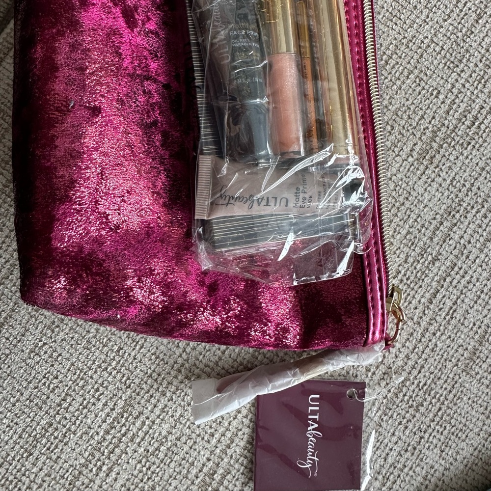 Ulta Beauty 2020 Fall Glam Bag Set– Makeup Kit + Pink/Purple  Cosmetic Bag,  New